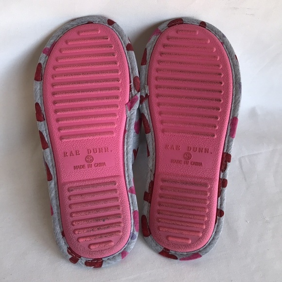 Rae Dunn Amor heart slippers, size S - Picture 5 of 5